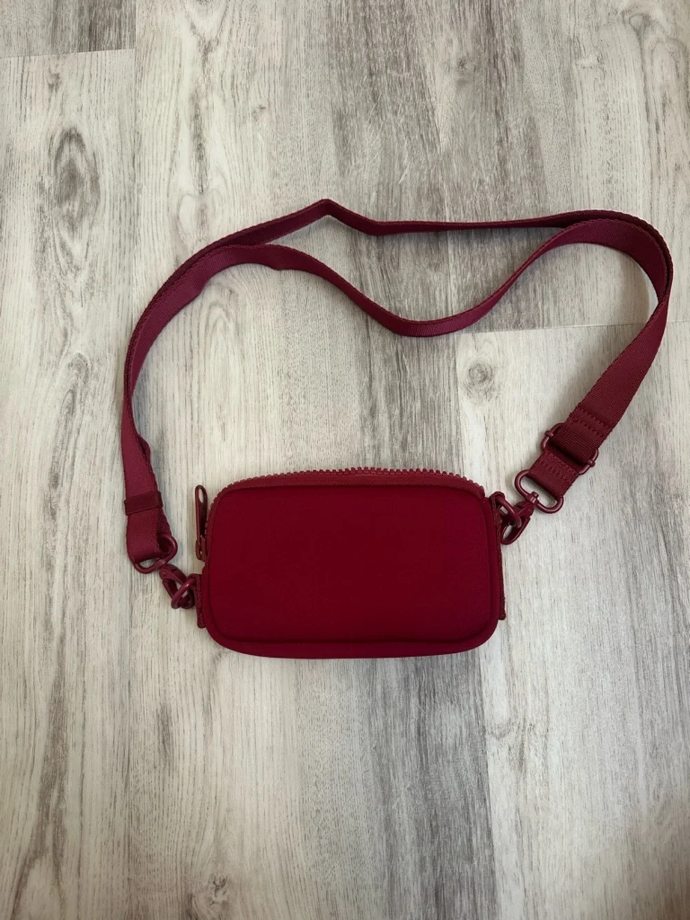 Dagne Dover x Sephora Collaboration Phone Sling Red